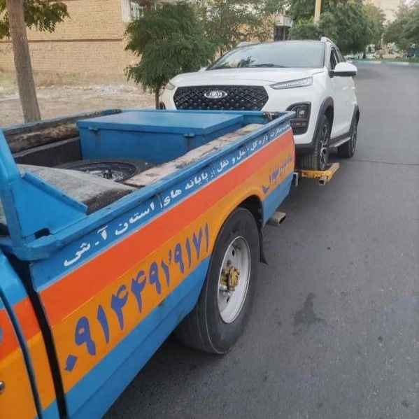یدک کش حسین پور
